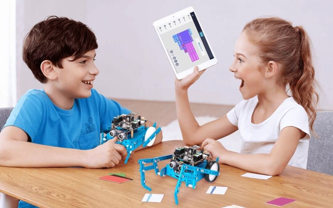 Kids learning robotics